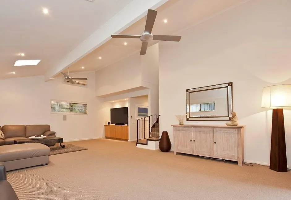 Сasa de vacaciones Sunshine Beach Retreat, Pool, Backyard Noosa Heads