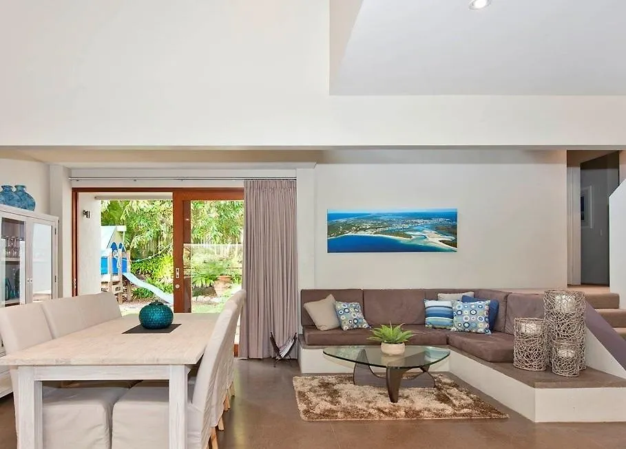 Sunshine Beach Retreat, Pool, Backyard Noosa Heads Сasa de vacaciones